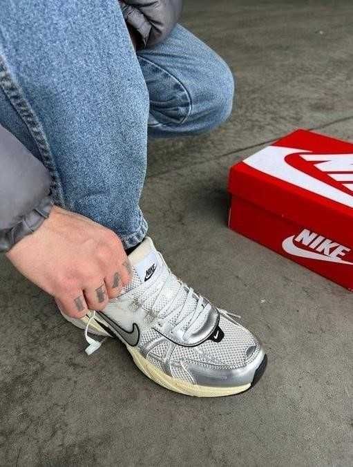 Кроссовки Nike V2K Runtekk Silver 36-45 найк Скидка