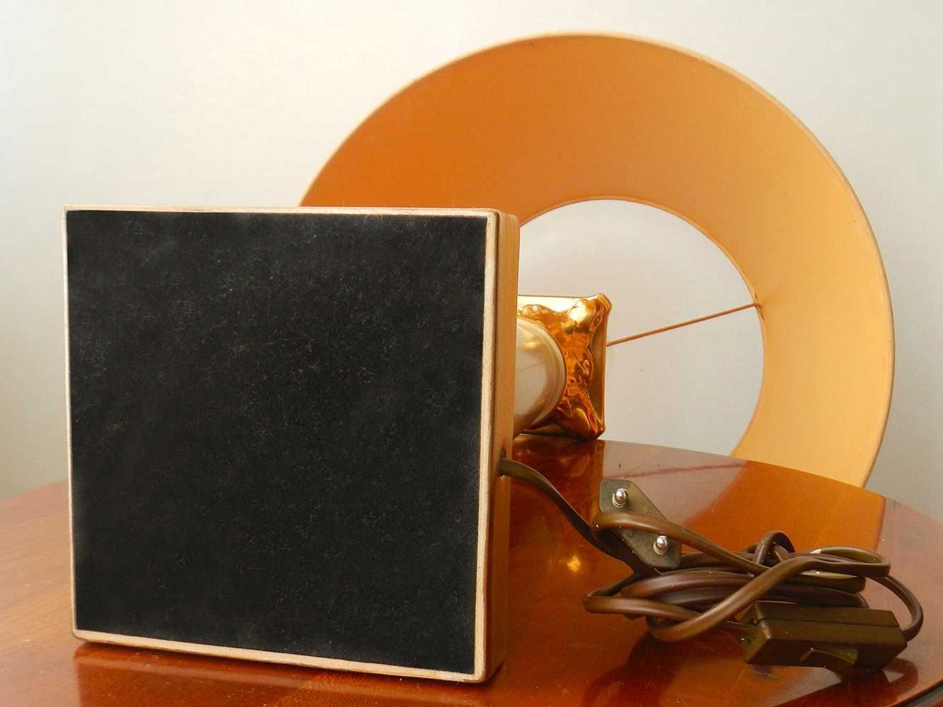 Elegante candeeiro de mesa Le Dauphin