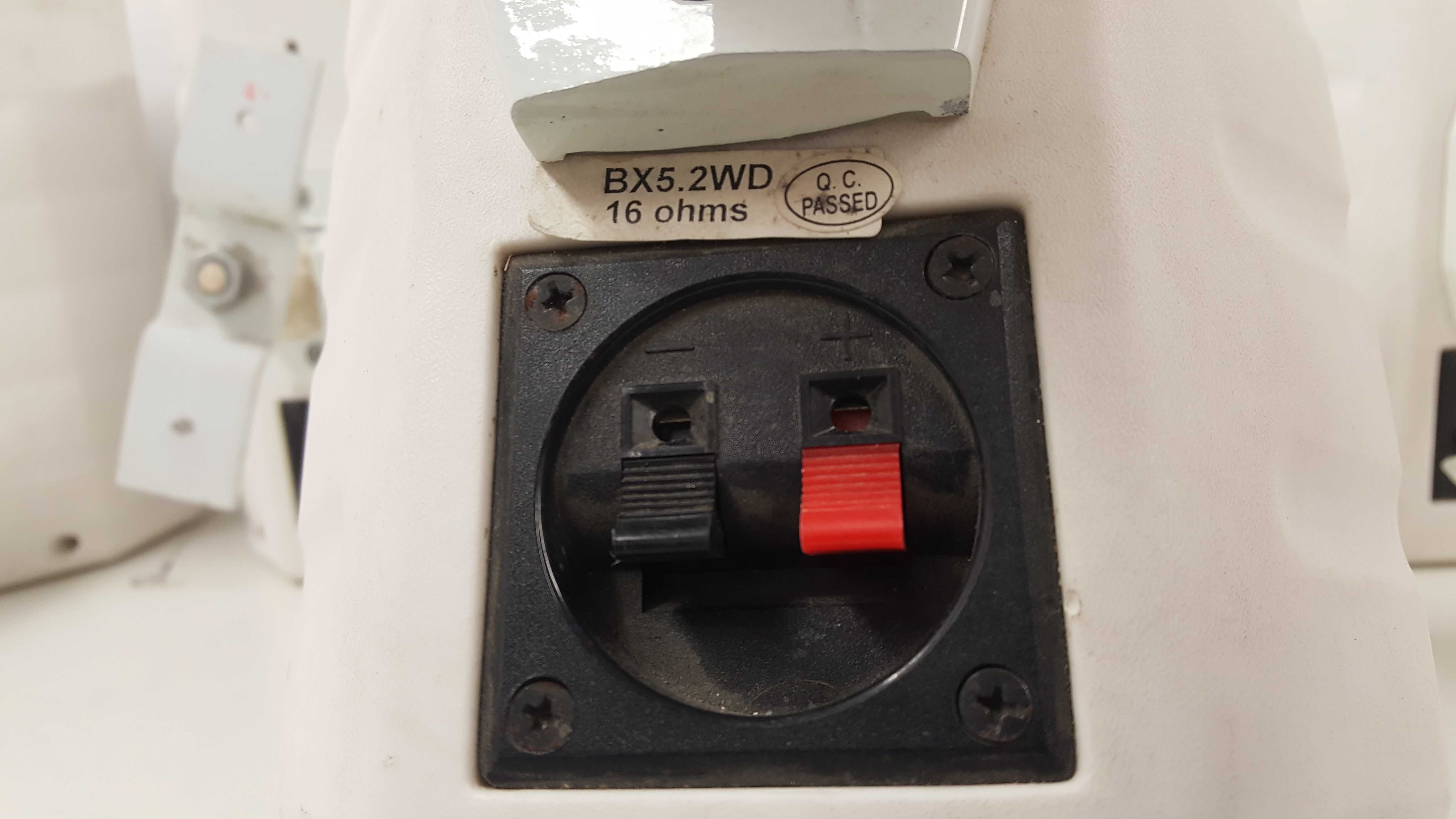 Głośnik ścienny AUDAC BX5.2WD 16 Ohm kolumna