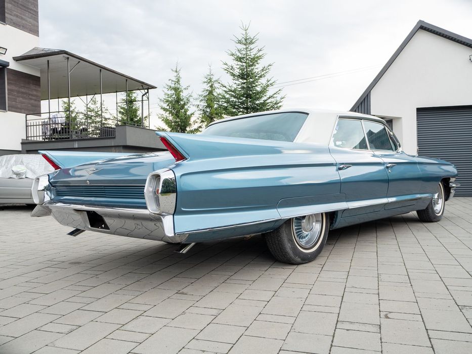 Cadillac Deville 1962 z Florydy. Piękny krążownik,