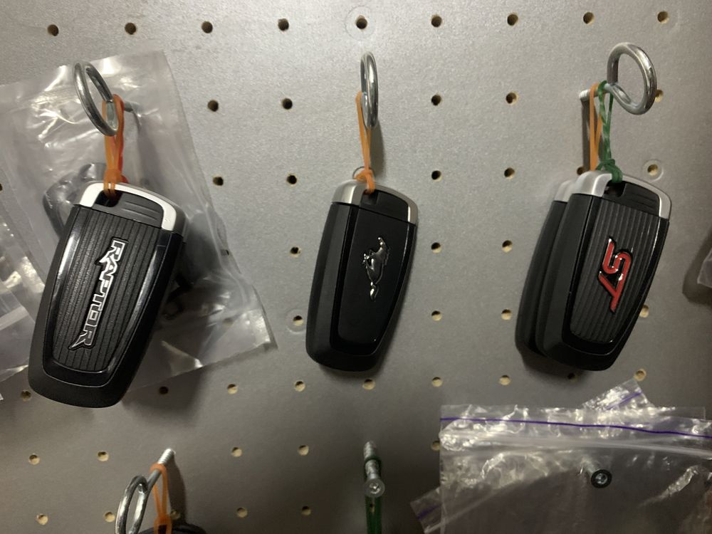 Привязка ключів на автомобілі  Ford Lincoln