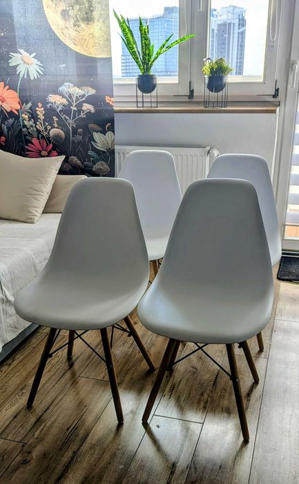 4 Krzesła skandynawskie krzesło białe* dobry stan*