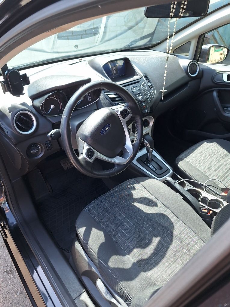 Ford Fiesta SE 2015