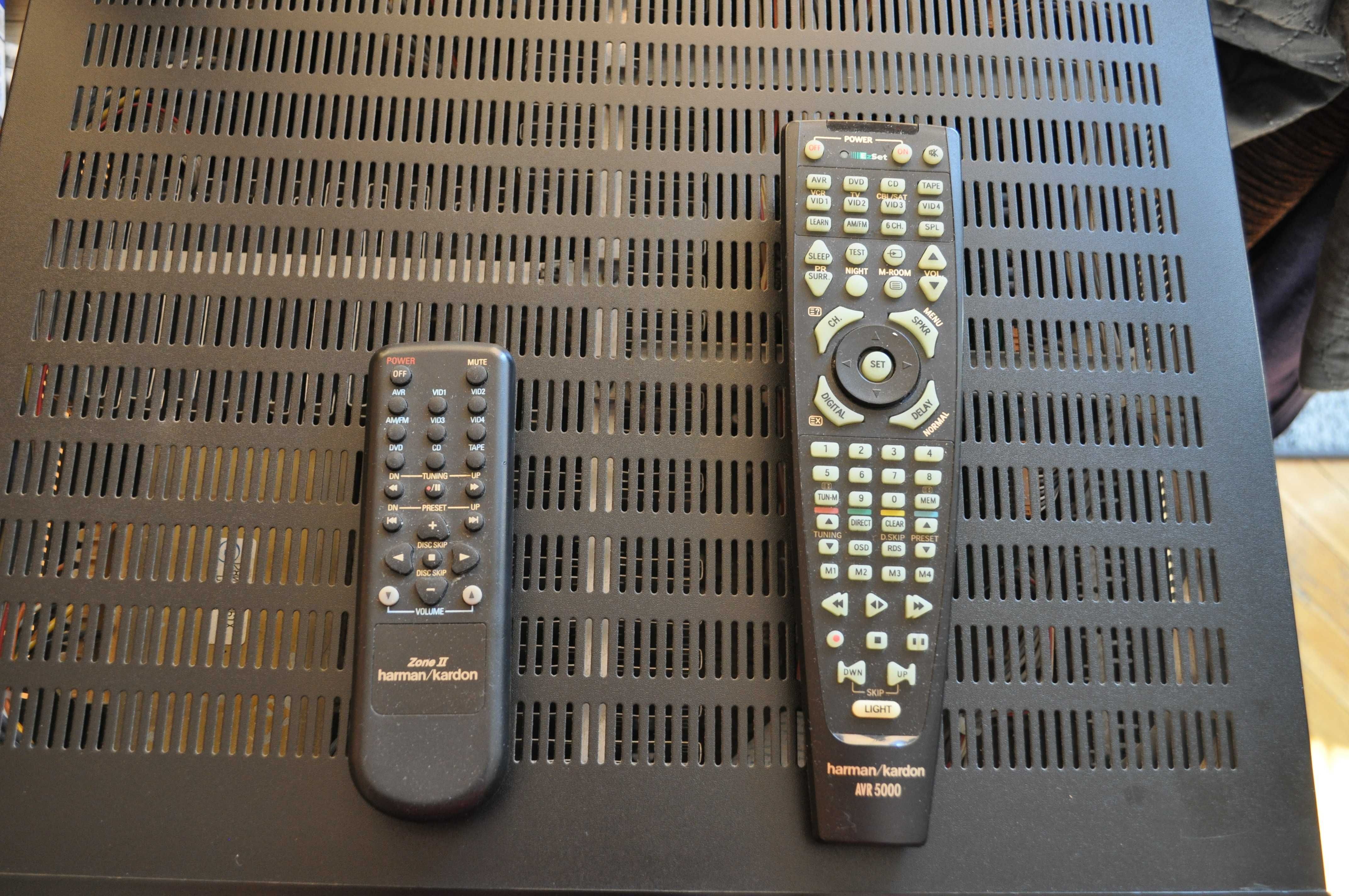 Amplituner 5.1 Harman Kardon AVR5000