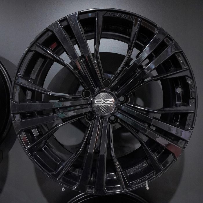 Felgi 19 5x120 BMW Seria 5,6,7,8 M3 M4 M5 M6 (F13795-39)