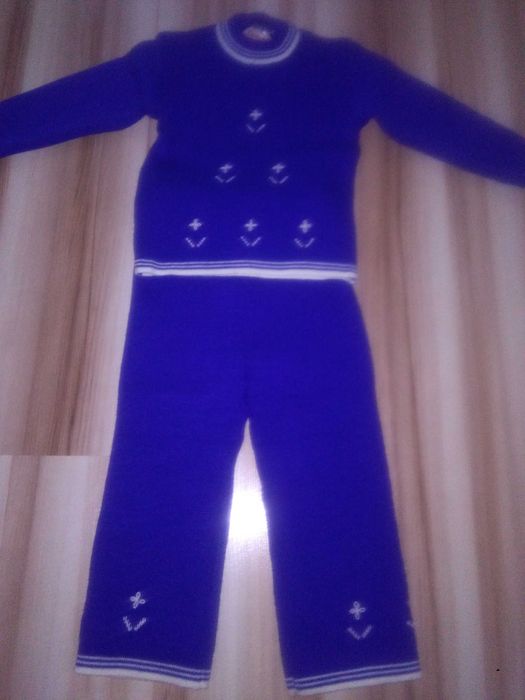Ubranko sweterk + spodnie rozm 86/92 niebieskie