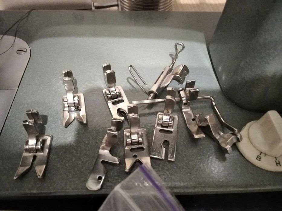 Швейна машинка Чайка 2