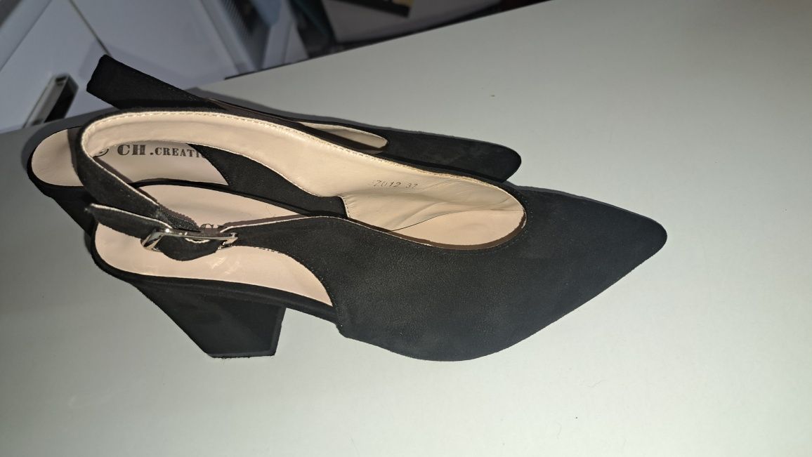 Buty rozmiar 37 super stan