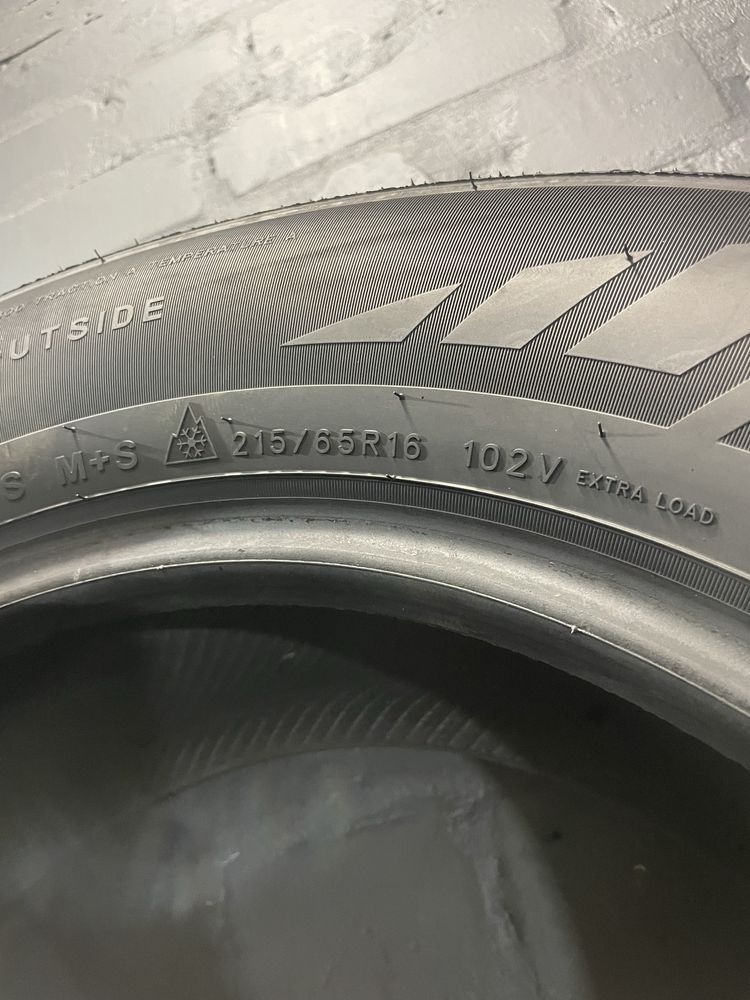 4шт 215/65 R16 Sailun Atrezzo 4Seasons
