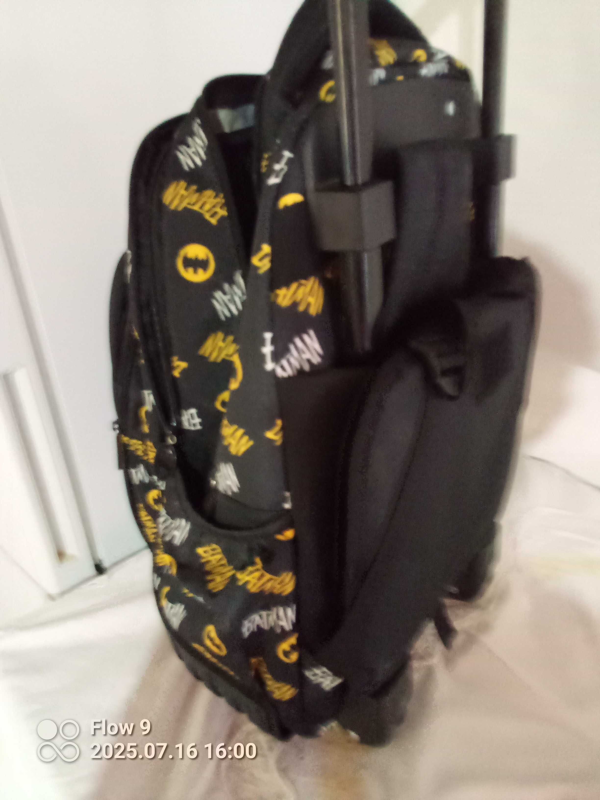 Conjunto de mochila escolar, estojos e lancheira