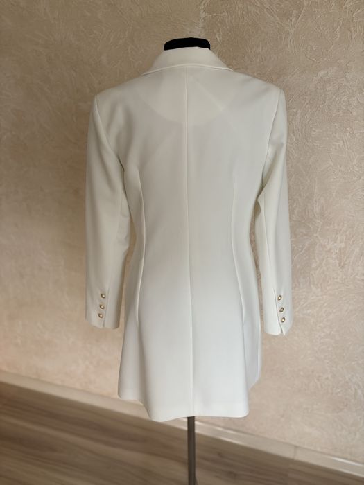 Продам плаття з ремінцем