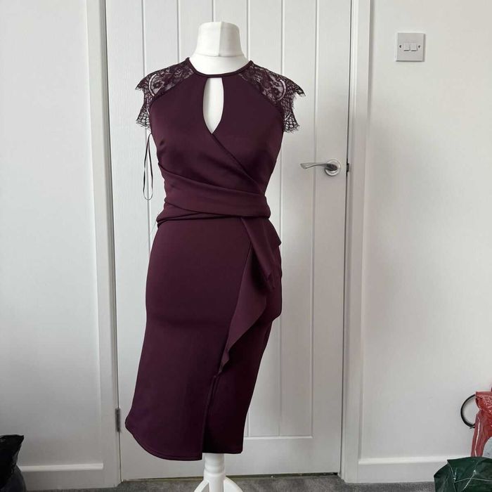 Nowa sukienka koktajlowa Lipsy London rozmiar 42