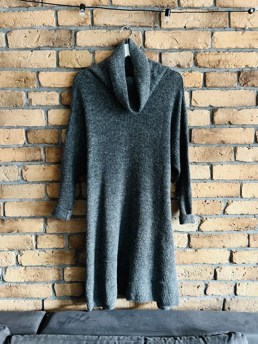 Damska wełniana sukienka szara luźna z golfem 40 42 44 M L XL