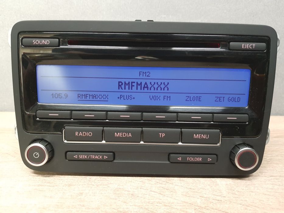 Radio samochodowe VW Volkswagen RCD310 CD z AUX Passat B7 Golf VI +KOD