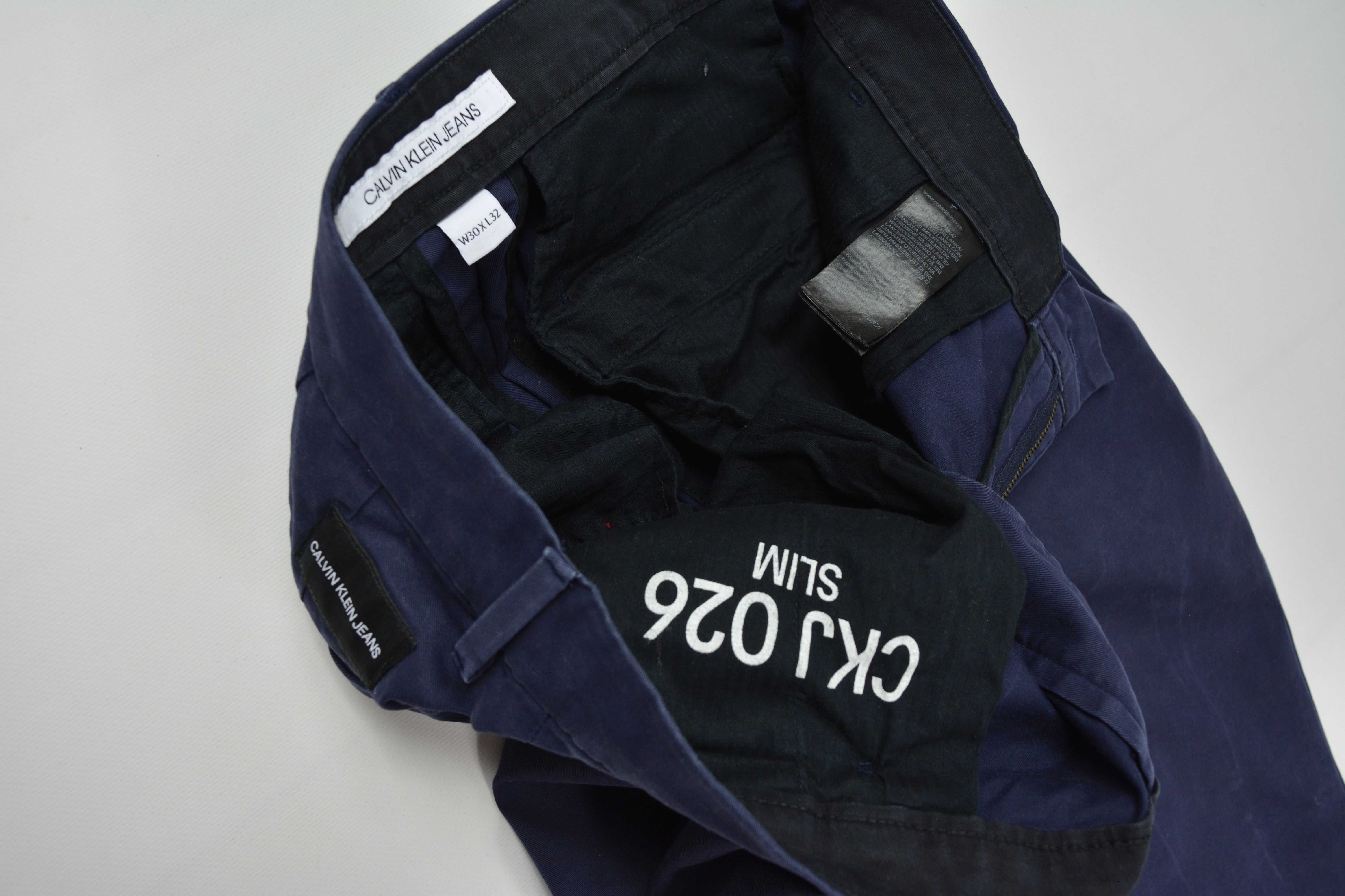 Calvin Klein 026 Slim Spodnie Chino Chinosy Stretch W30L32 30/32 pas82