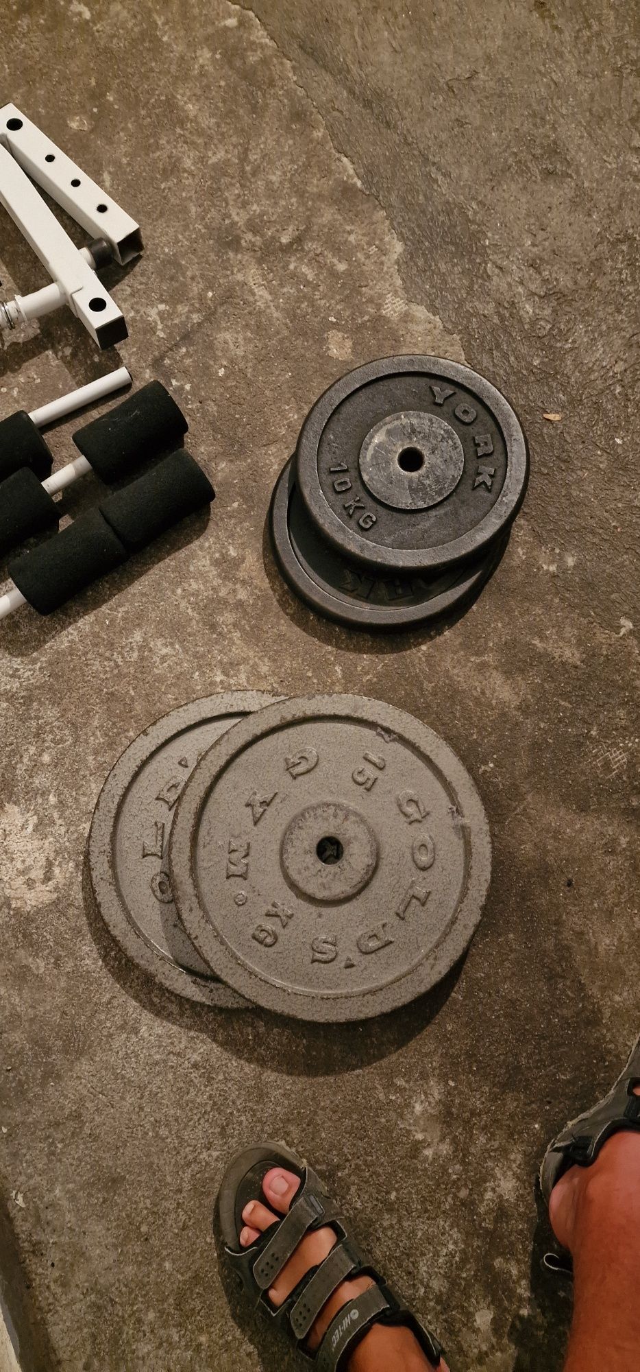 Ławka ławeczka z Wyciągiem.Sztangą.Modlitewnikiem. Obciążenie 50kg