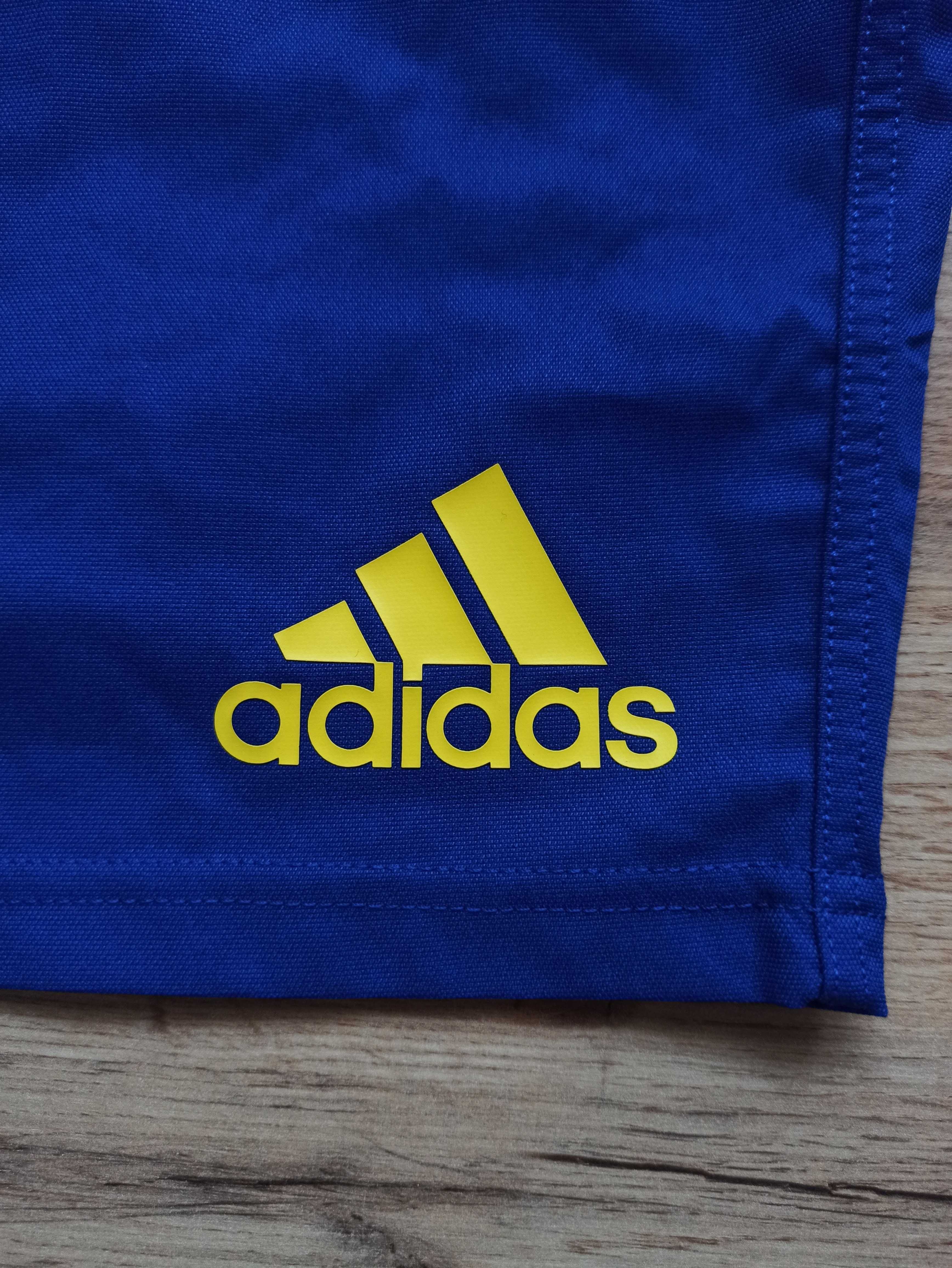регбійка, регбійні шорти Adidas, Canterbury, Уельс