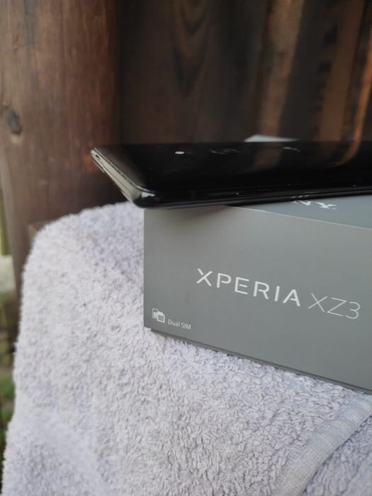 Sony xz3 jak nowy