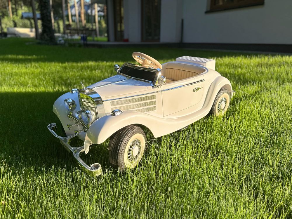 Samochód dla dzieci na akumulator Mercedes Benz Retro Typ 540A Biały