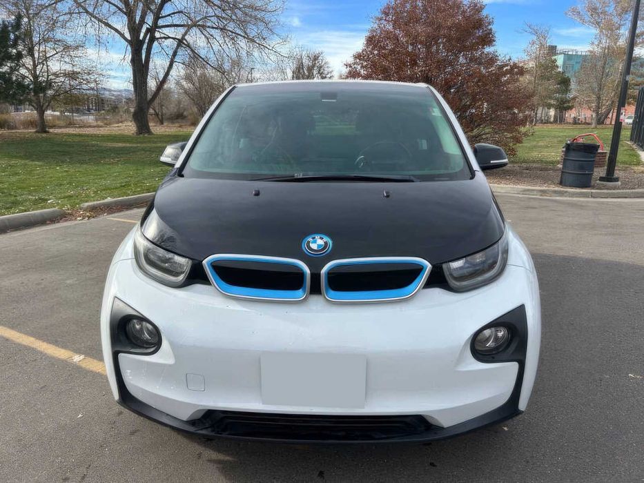 BMW i3      2016