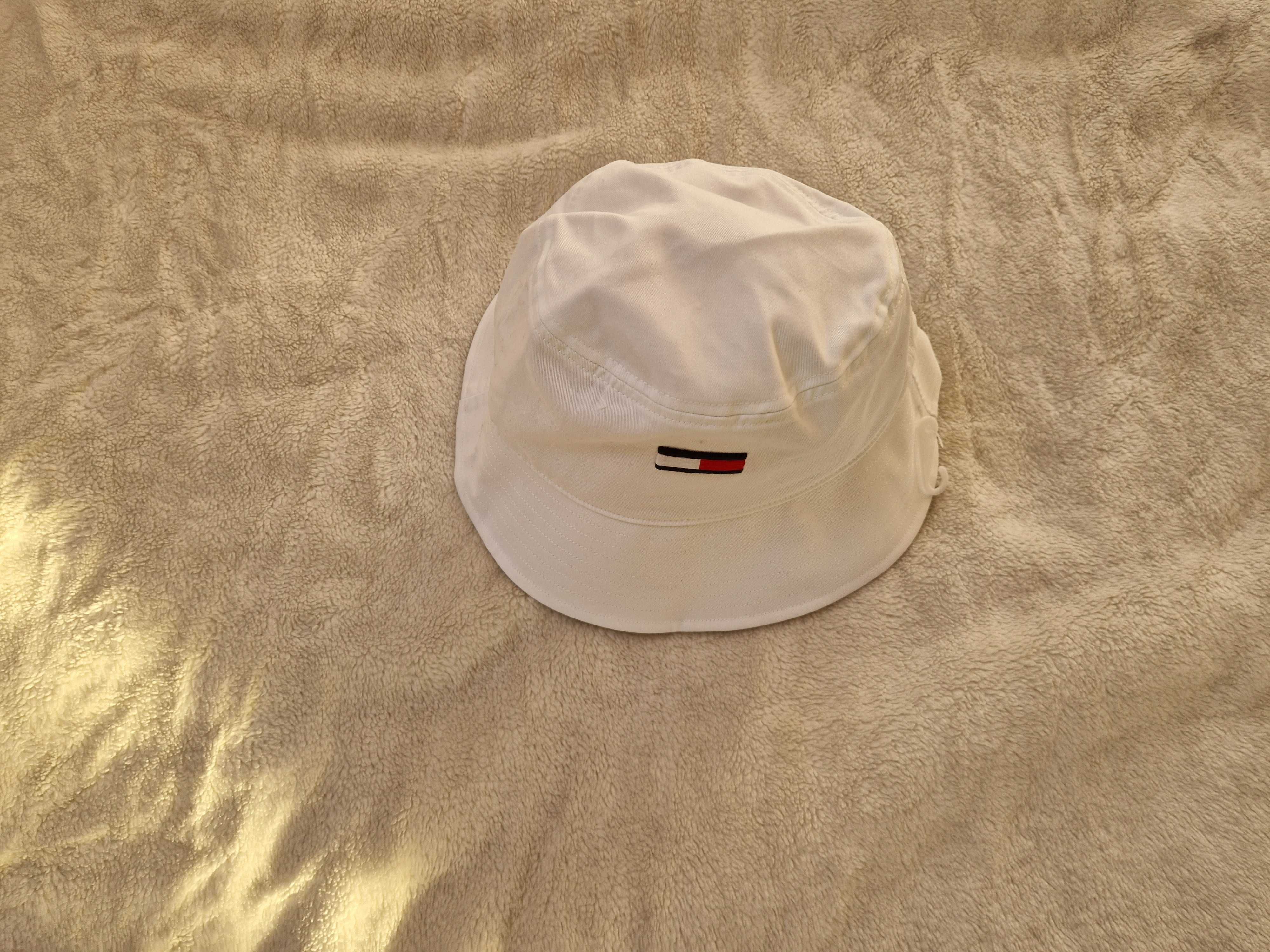 Nowy biały kapelusz bucket Tommy Hilfiger