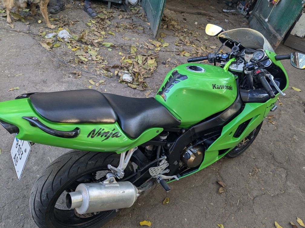 Kawasaki zx6r 1998