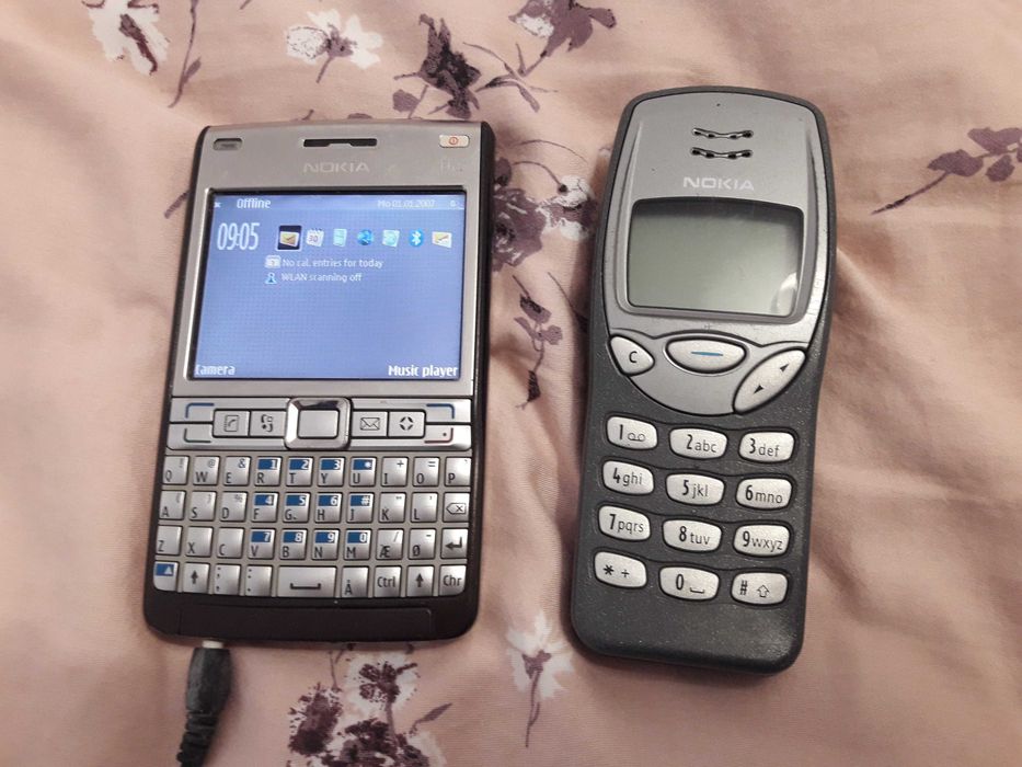 Nokia E61i super stan plus Nokia 3210