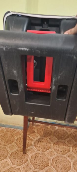 Продам дитяче автокрісло