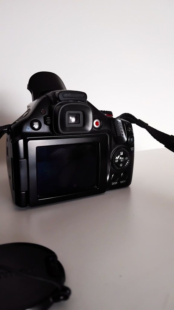 Aparat fotograficzny Canon PowerShot SX30 IS
