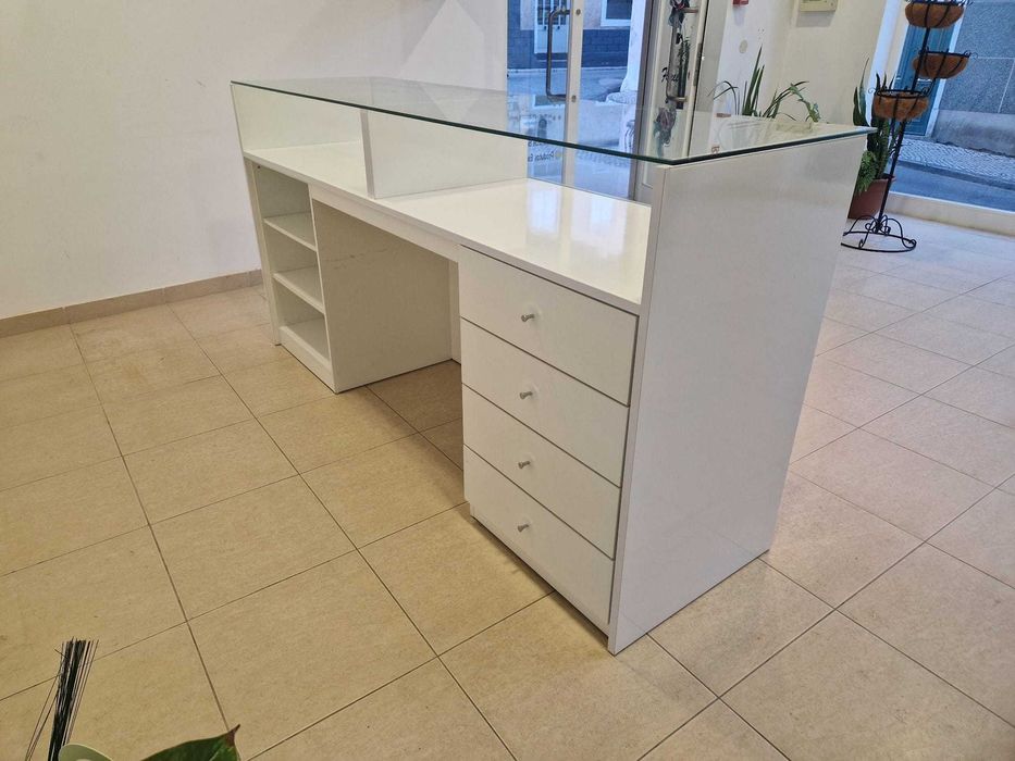 Balcão / Vitrine