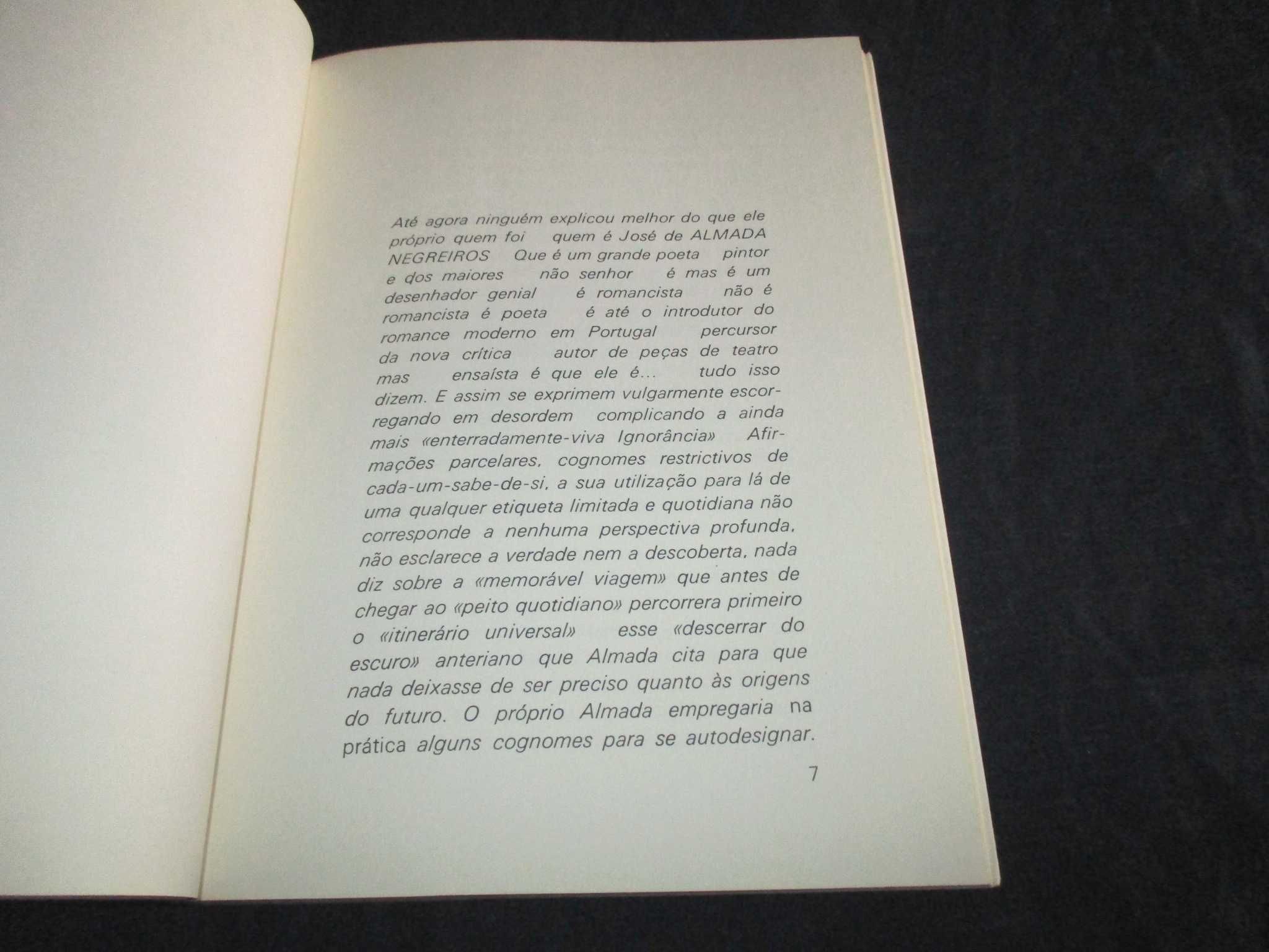 Livro Maternidade 26 desenhos de Almada Negreiros