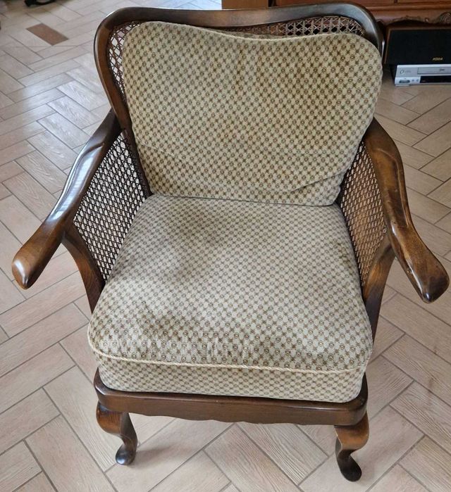 Zestaw mebli w stylu Chippendale