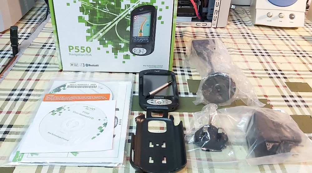 Gadgets Diversos: Porta Chaves e Diários Electronicos, PDA, GPS.