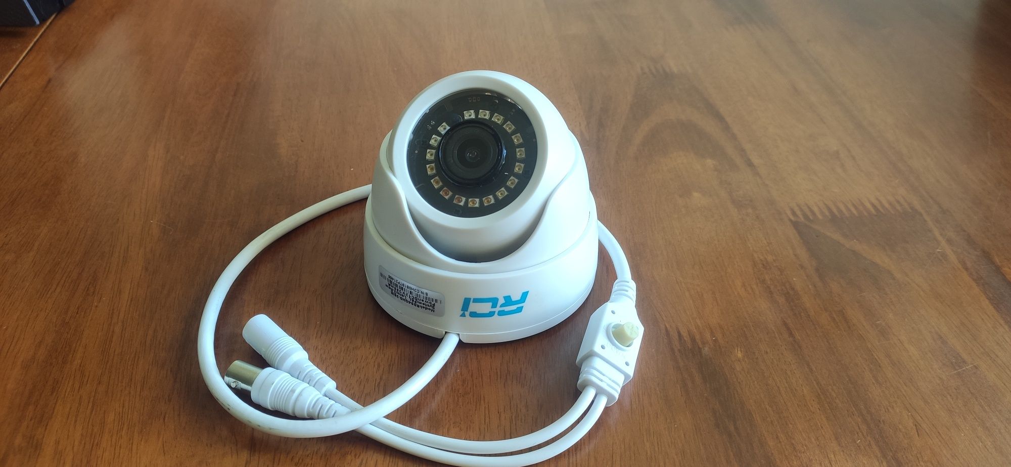 5 штук. Камера видеонаблюдения 5Мп RCI RD94QHD-36IR (white)
