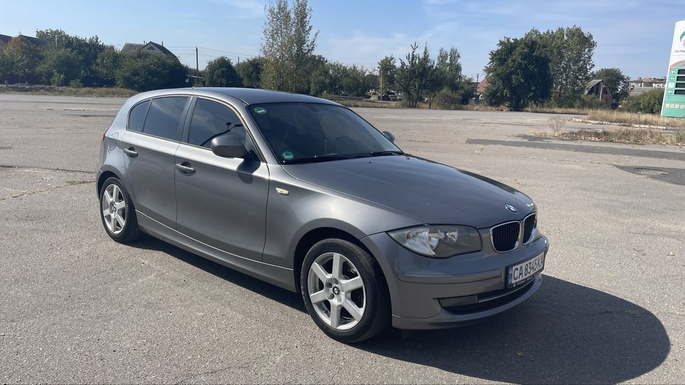 BMW 1 series 2.0 бензин