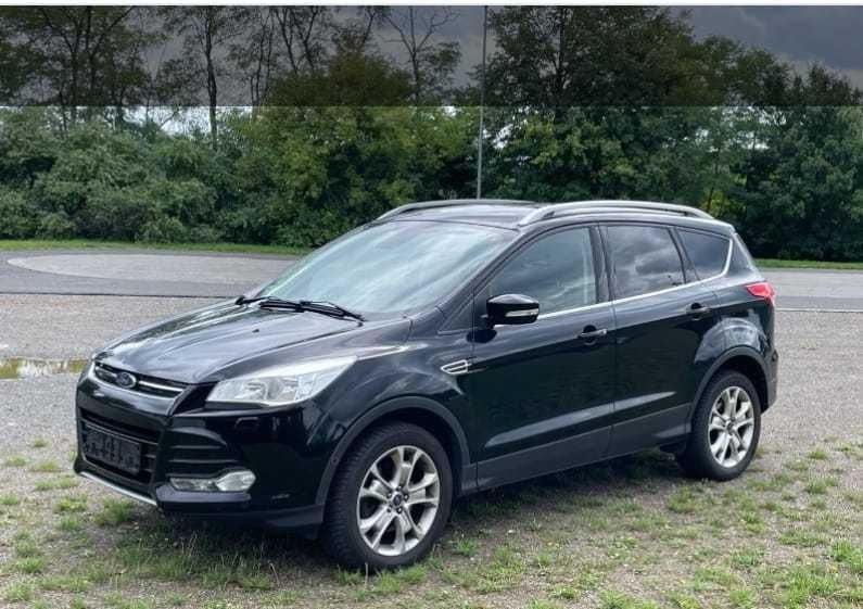Ford Kuga super stan 4x4,2,0 disel 150 koni, wersca Sync  Edition