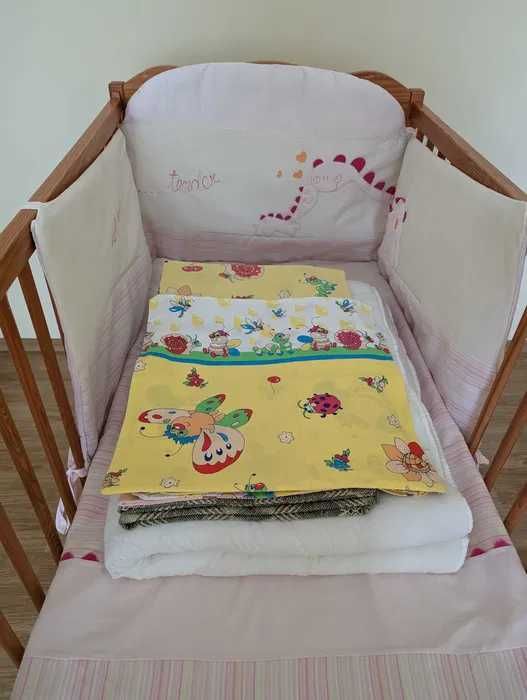 Набір: дитяче ліжко, матрац, ковдра, м'які бортики, постіль