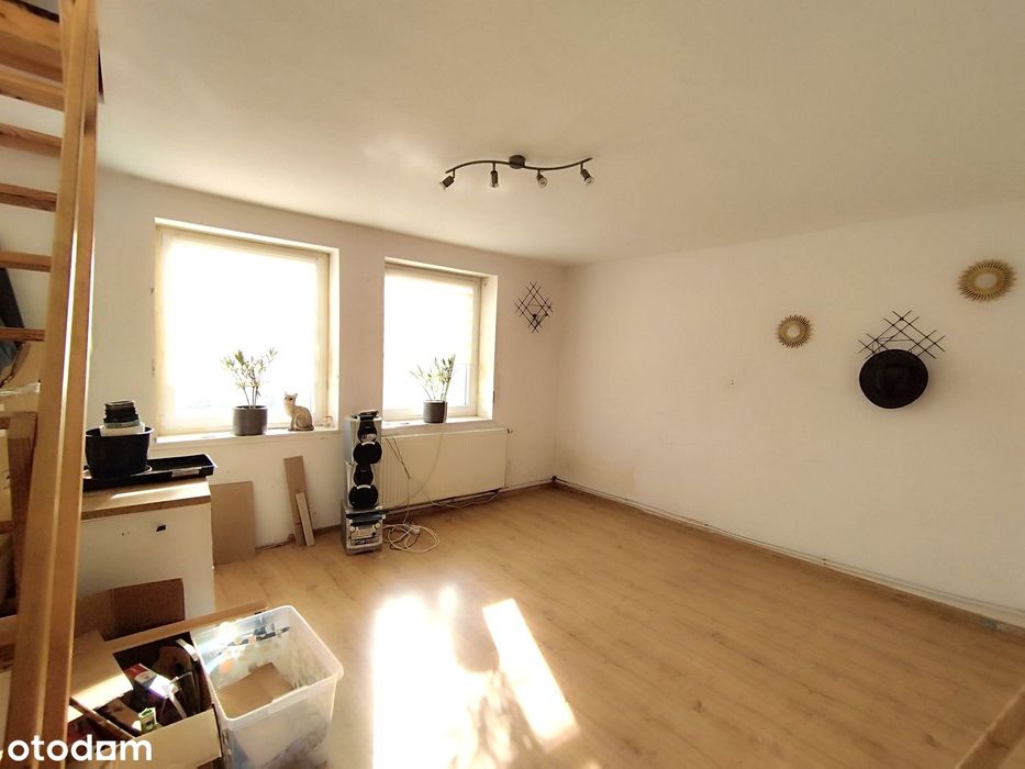 Pół domu-Mieszkanie M4 z dużą działką+zab.gosp. BIAŁA