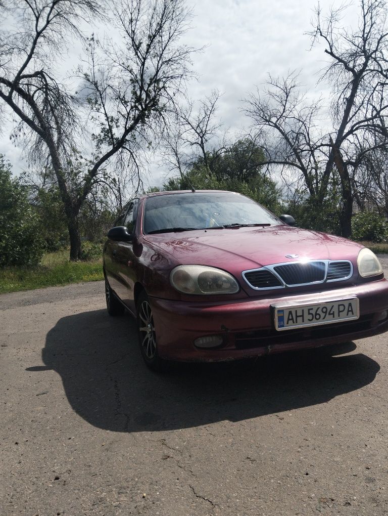 Авто Daewo Lanos 1.5