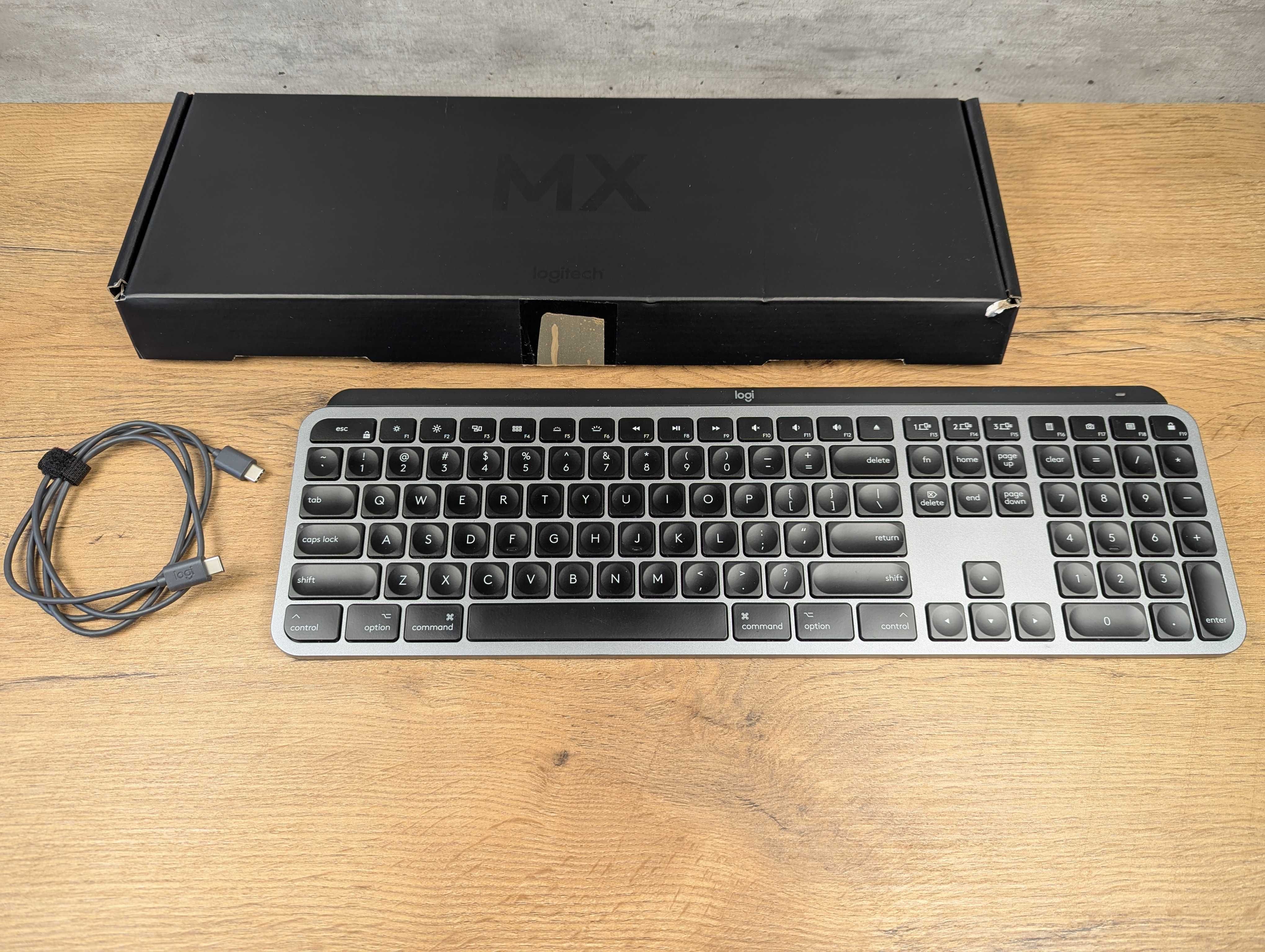 logitech mx keys for mac układ ANSI płaski enter