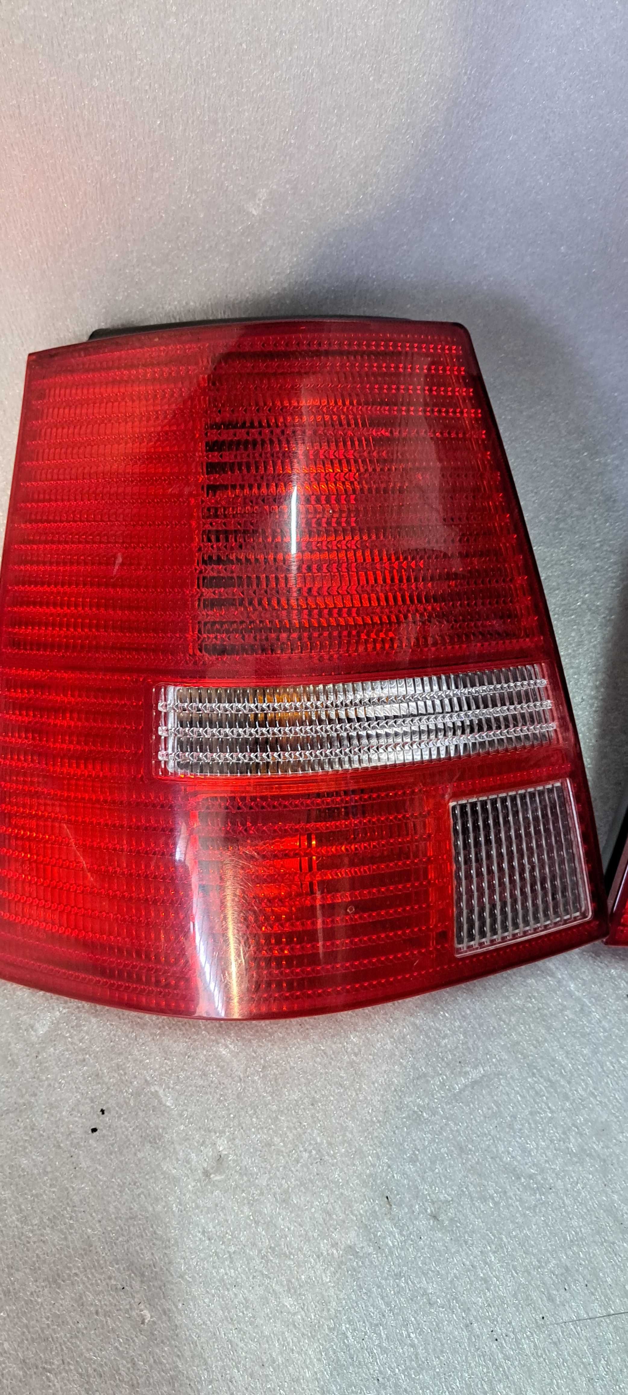 Lampa lampy tył Volkswagen Golf IV Kombi czerwone