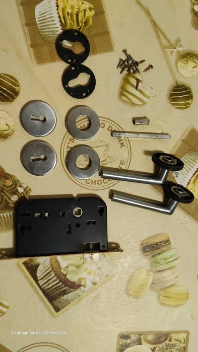 Fechadura de porta interior