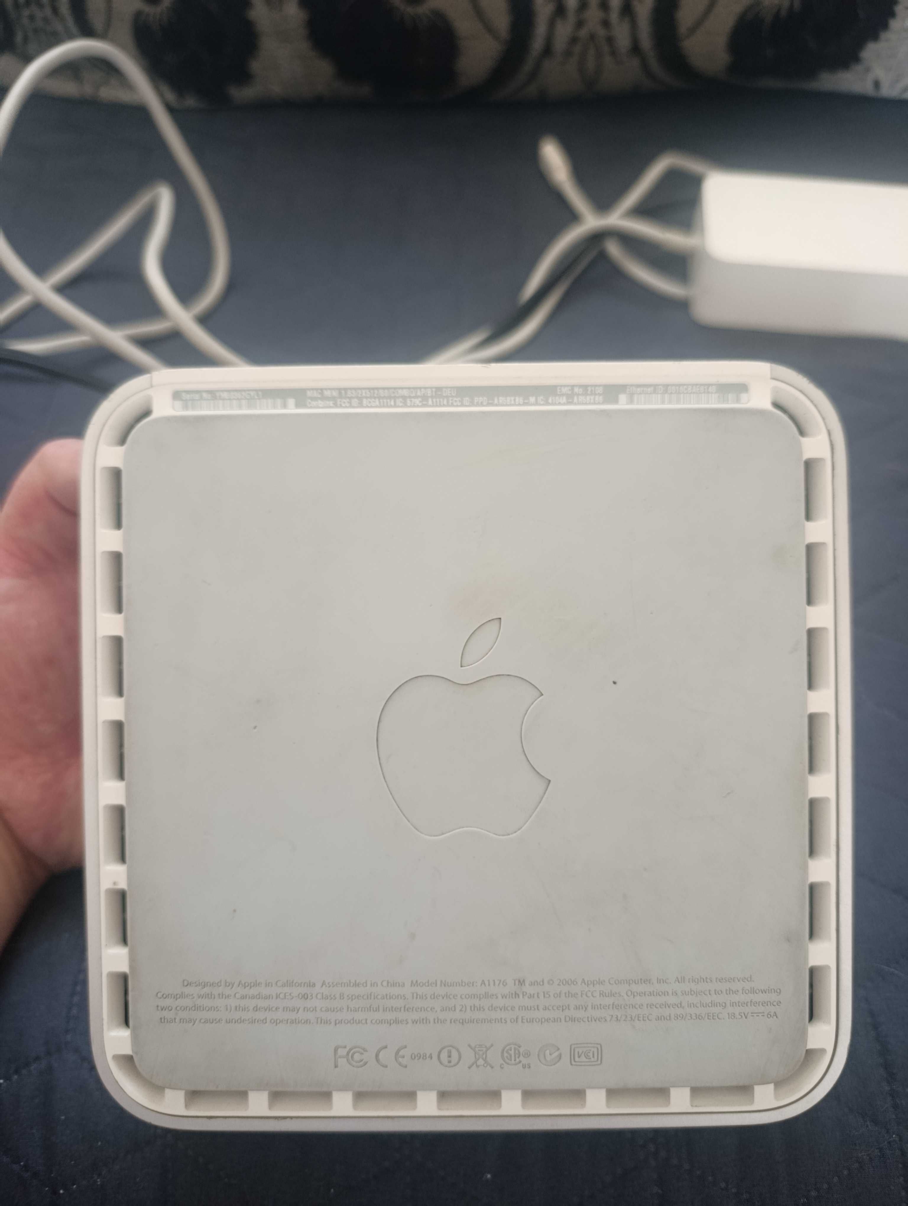 Apple Mac Mini A1176 Intel Core 2 Duo 2.16 GHZ, 4 Gb DDR , SSD 120Gb