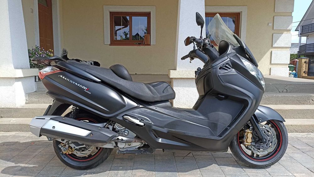 SYM MAX 600 I ABS, rok 2015