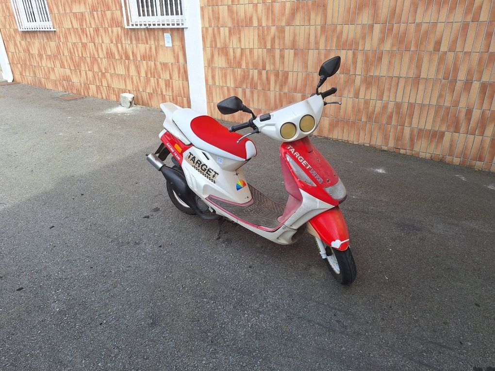 Yamaha target em bom estado