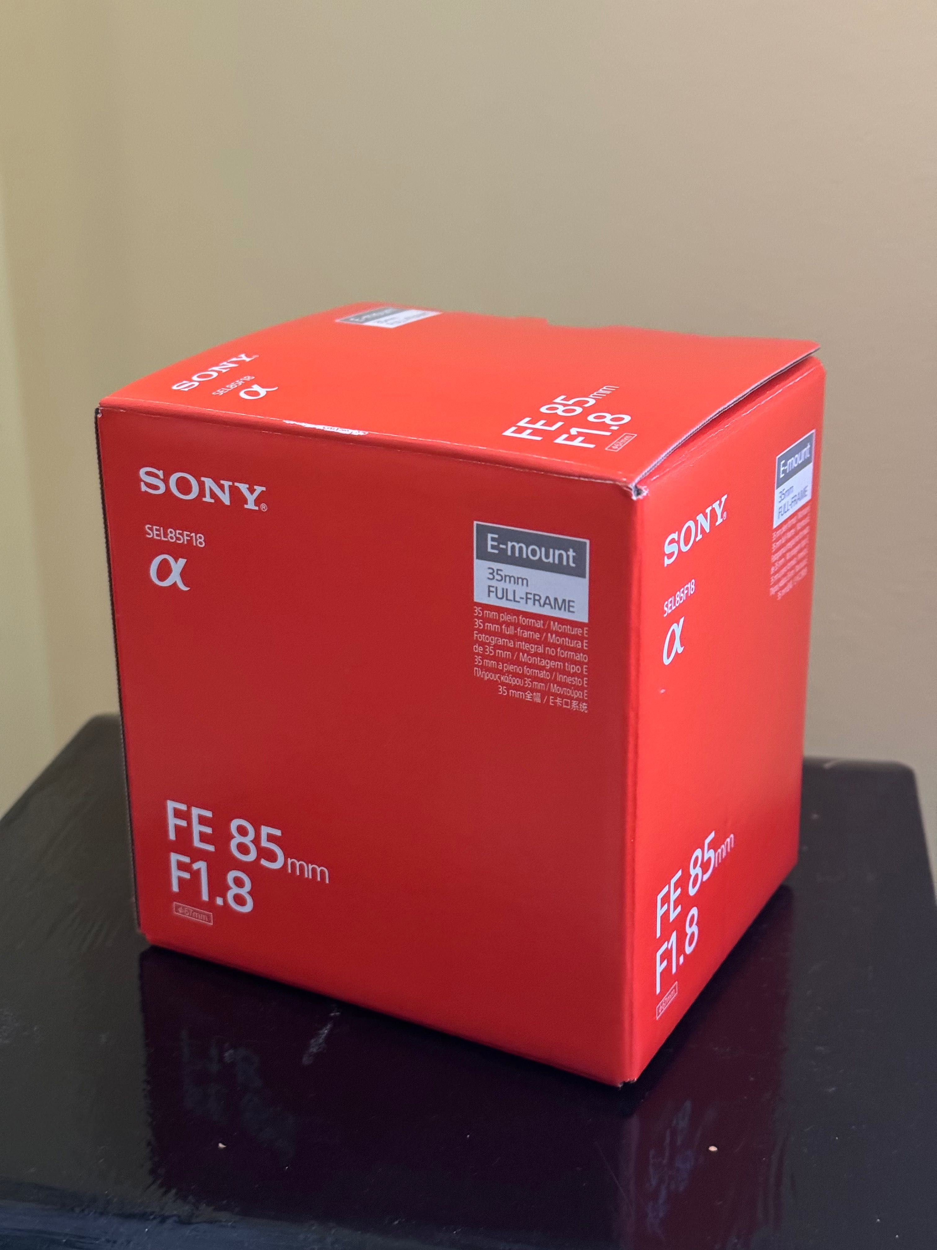 Okazja obiektyw Sony FE 85 mm f/1.8 Nowy