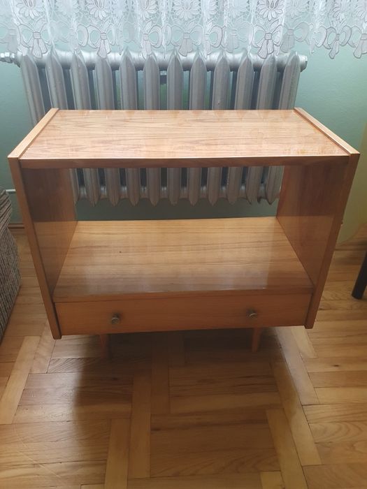 Szafka pod telewizor nakaslik retro vintage PRL patyczak wysoki połysk