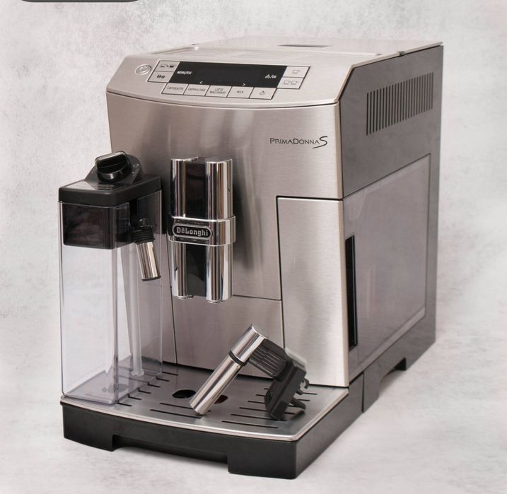 Кавова машина DeLonghi PrimaDonna S