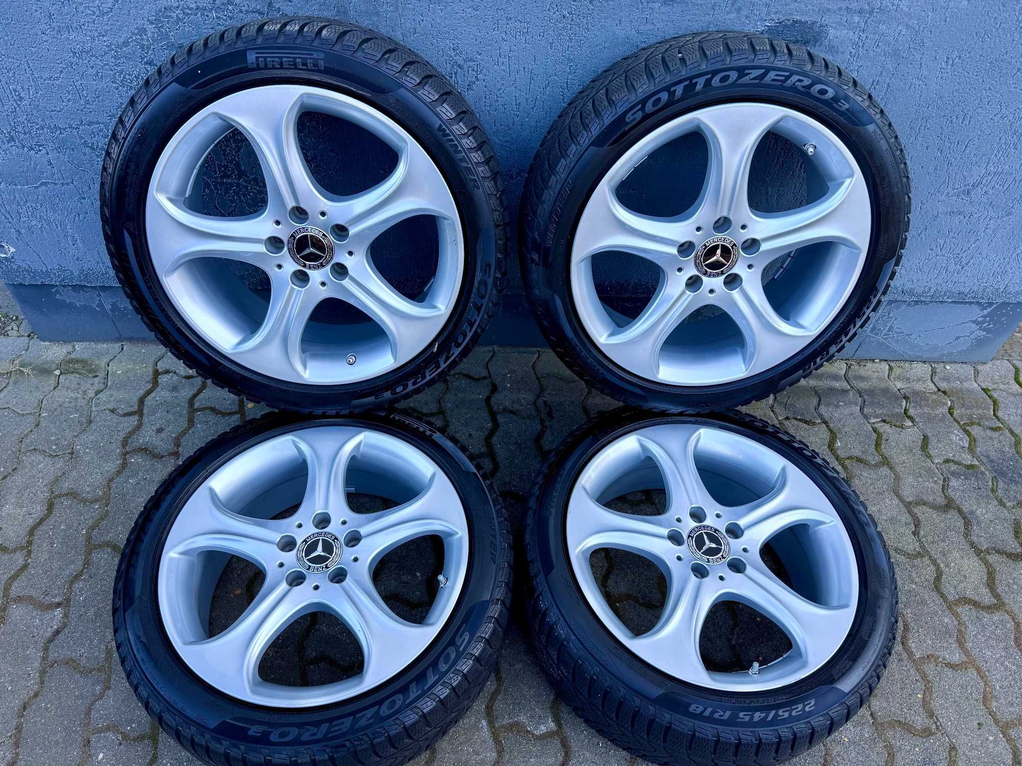 Alufelgi Mercedes C Klasa W205 S205 Oryginalne 18 Zimowe Czujniki TPMS