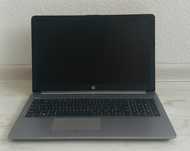 Laptop HP srebrny